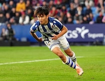 「メッシを彷彿」「キレキレだった」ついに“魔法”を披露した久保建英にソシエダ番記者が感嘆　降格危機のチームには失望「もはや悲劇」【現地発】