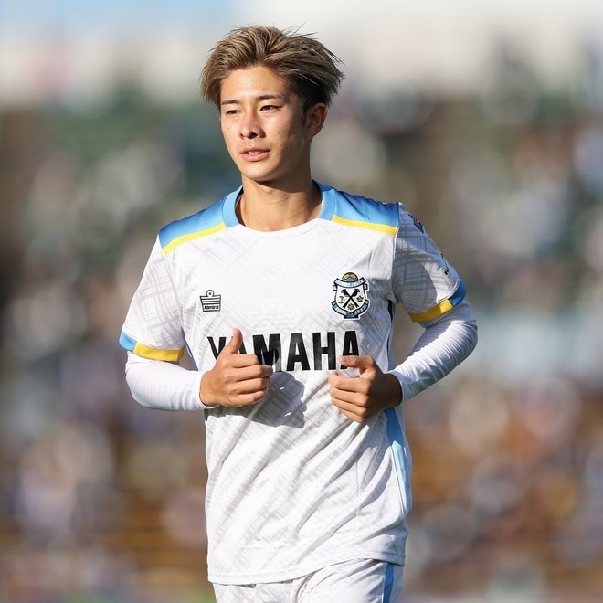 「貴公子が帰ってきたぞ！」22歳MFが“ジュビロの漢になる”宣言！ レンタルバックにファン歓喜「もうどこへもいかないで」