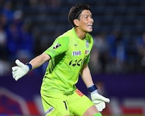 38歳守護神が契約更新「僕らが出来る事は勝利を目指しピッチで戦う他ありません」甲府で13年目に突入