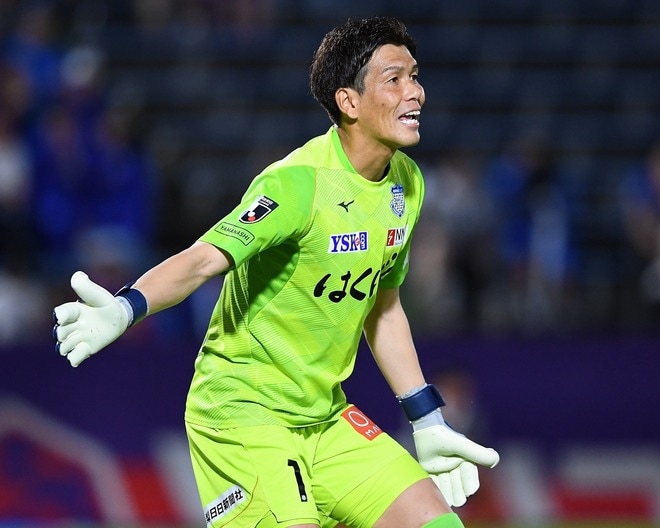 38歳守護神が契約更新「僕らが出来る事は勝利を目指しピッチで戦う他ありません」甲府で13年目に突入