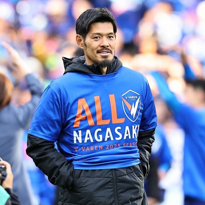 「来年も長崎でプレーすることになりました!」大晦日に35歳キャプテンの契約更新が発表「皆さん、良いお年をお迎えください」