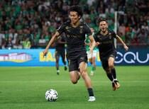 移籍騒動に揺れた中村敬斗がついに今季初出場、途中投入から10分で初アシストをマーク！S・ランスは降格組対決に２－３で敗戦