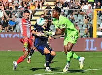 「あくびできた」「無料の観客」日本代表守護神がセリエAで今季初完封！イタリアメディアは相手チームに痛烈皮肉「サポーターに混ざっていても大丈夫だった」