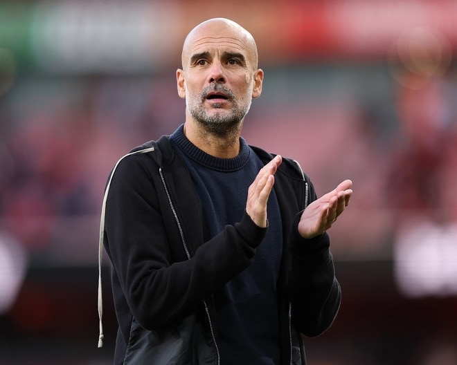 まさかの「５－５－０」衝撃の「32.8％」。第４審判に奇妙なキス。ペップが自らの哲学を封印。アーセナル戦の痛恨ドローは重要な分岐点に【現地発】