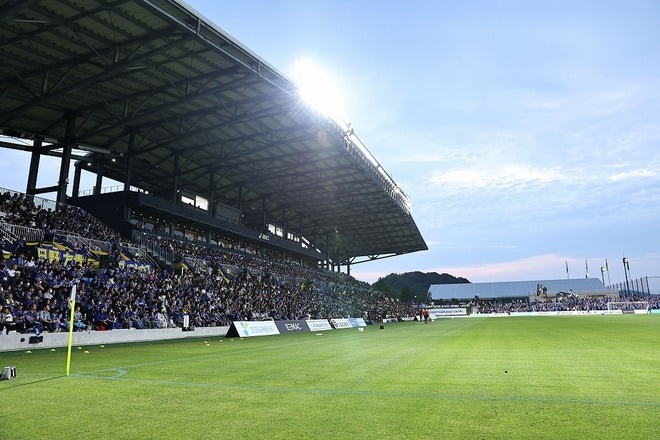 約8,900人の収容を目指して。J２今治が「アシックス里山スタジアム」の増席計画を発表。26年８月頃の竣工を想定