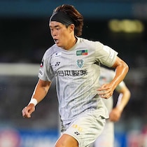 ウェリントン退場、ベン・カリファ負傷交代。“誤算の連続”でFC東京に敗れた福岡はリーグ４連敗