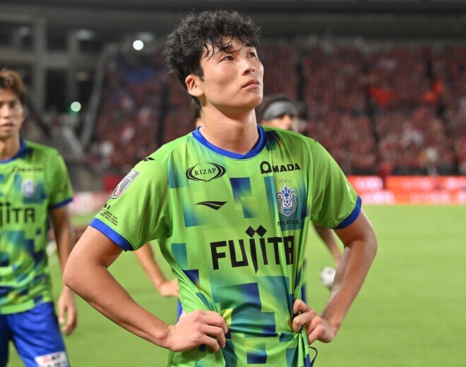 19位・湘南に復調の兆し。原点回帰でJ１残留へ。鈴木章斗は「気づくのが遅いかもしれないけど、やり続けるだけ」