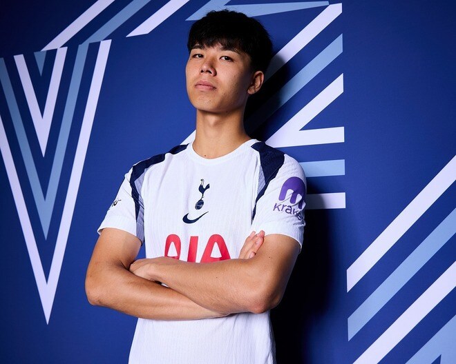 高井幸大が間に合っていれば――我慢の時が続くか。21歳は育成枠ではない。慌てる必要はないが悠長に構えてもいられない【現地発】