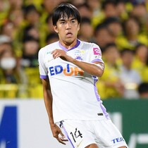 広島が４戦ぶり白星！ ジェルマン＆田中弾で２－１勝利！ 福岡は終盤に１点を返すも、苦しい５連敗…