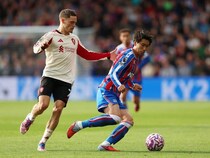 鎌田大地が先制点を演出！ パレスが後半ATの劇的ゴールでリバプールを２－１撃破！ 無敗継続で暫定２位浮上、遠藤航は出番なし