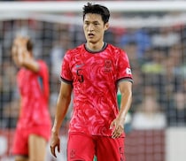 「青天の霹靂だ」韓国代表に激震！32歳の主力MFが重傷でW杯絶望か。韓メディアは茫然「中盤のキーマンが…」