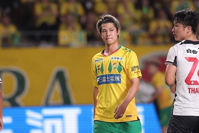 熊本戦は悔しいドローも千葉CB鳥海晃司が見せたチームを救う“スーパークリア”。鈴木大輔も称えたベンチスタートだった男の強い覚悟