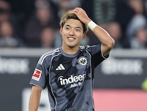 「あまりにもエネルギッシュだ」２アシストのフランクフルト堂安律に地元メディアが賛辞！「常に一歩先を行き…」