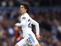 「期待外れだった選手が非難された」ボールロストからFKを与え…後半ATに失点関与の田中碧に地元メディアは辛辣「コントロールを保てなかった」