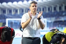 壮絶な打ち合いは４－４痛み分け、柏指揮官は“４戦連続ドロー”をどう見る？「価値がある勝点１ではあるが…」