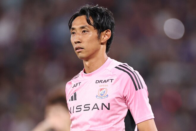 VAR確認中に異例の円陣、そこで横浜FMのGK朴一圭はチームメイトに何を伝えたか【激戦秘話】