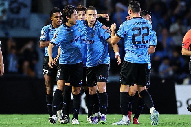 エリソンとロマニッチ、どちらが先発すべきか。あるいは共存か――川崎の攻撃に新たな“軸”、セルビア人FWが柏戦で示した価値