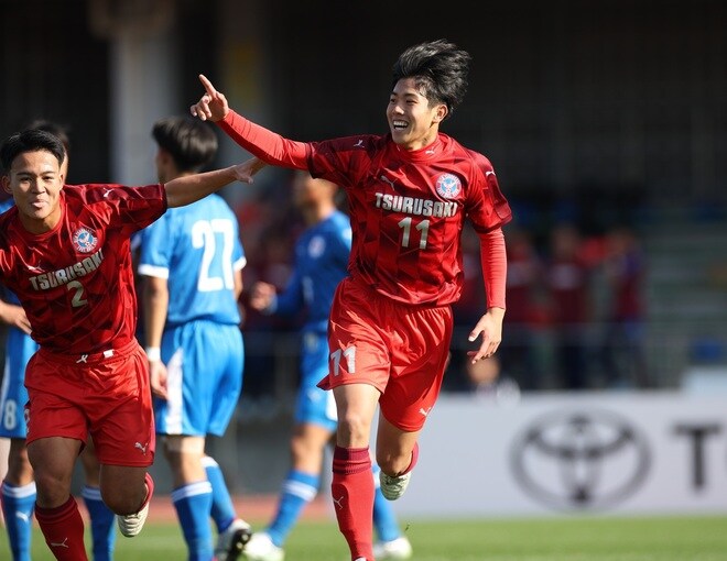 ニューヒーロー誕生の予感!大分鶴崎の2年生FWが予選から5戦連発!1回戦ではなんとシュート9本「前の試合であれだけ外したんで…」【選手権】