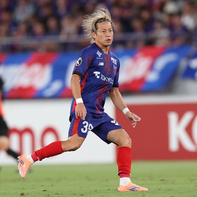 「お年玉きたー！」「よかった！」FC東京が33歳アタッカーの契約更新を発表。元日の吉報にファン反応「心配していたから嬉しい」