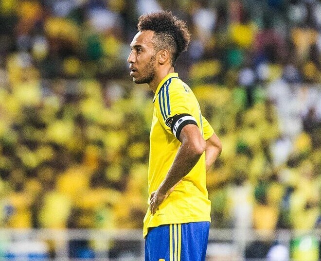 まさかの大逆転負け…３連敗で敗退したアフリカの雄に前代未聞の事態！政府が代表チームの活動停止を発表、追放された元アーセナルのエースは批判「チームの問題は、僕個人の問題よりもはるかに深刻だ」【アフリカ選手権】