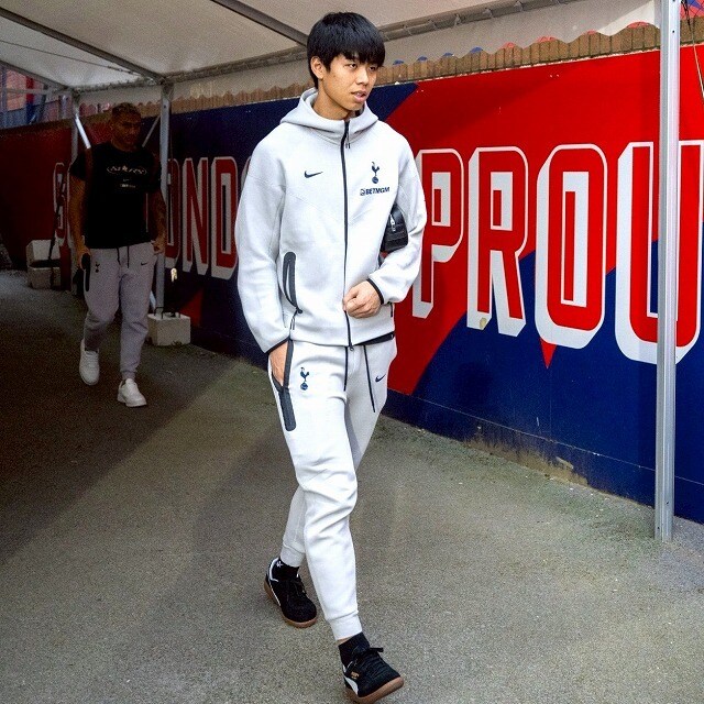 「記録的な移籍から数か月…出場機会なくトッテナム退団の可能性も」日本代表ホープの動向を英メディアが報道「北ロンドンで上手くいっていない」