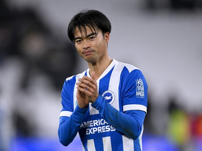 三笘薫がバーンリー戦でついに先発復帰か。ブライトン指揮官が示唆「選択肢の1つになる」
