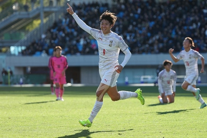 心優しきFWが課題克服で圧巻4発。“大迫超え”も視野、神村学園FW倉中悠駕は夏から何が変わったのか【選手権】