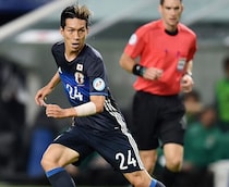 「大補強」「なんて契約だ！」元日本代表MFの電撃加入にファン熱狂！「クレイジーな移籍」