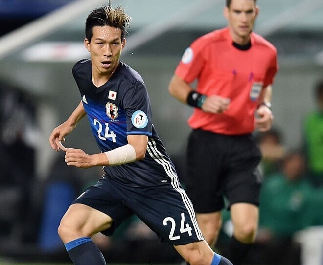 「大補強」「なんて契約だ!」元日本代表MFの電撃加入にファン熱狂!「クレイジーな移籍」