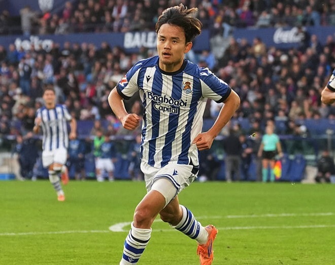 「MVPはクボだ」イタリア代表DFを翻弄&絶妙アシストの久保建英を現地メディアが驚異の“9点評価”で絶賛!「見事なアシスト」「さらに偉大なヒーローに…」