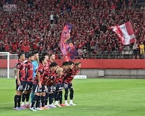 鹿島の新ユニ「めちゃくちゃイケてる」これまでにない革新性を追求した一着「まさかのネイビー」「2017感強いねえ」など反響