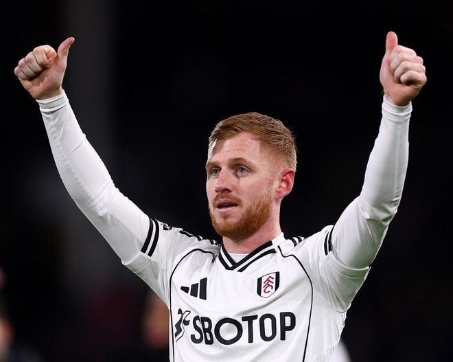 途中出場からわずか5分で劇的同点弾。フルアム30歳MFの「えげつないシュート」にファン驚き「異次元すぎる」「これは凄い」