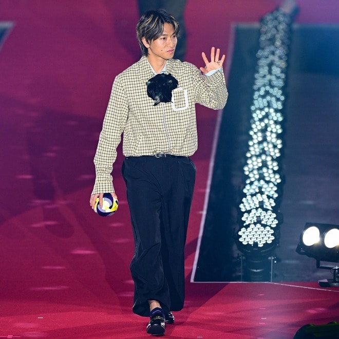 「トモって呼んでください！」柏が“仲良し２ショット”公開 今季から再びチームメイトに「隣に並んだヨシオ、とても嬉しそう」