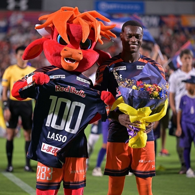 J通算110試合出場のコロンビア人FWが湘南に完全移籍。日本でのプレーは6年目