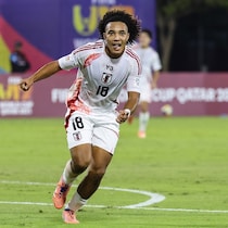 17歳でプロ契約→即J２クラブに完全移籍。「若い世代にとって良いロールモデルとなるために」決断。U-17W杯も経験「もっと自分自身を追い込む必要がある」