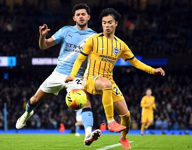 マンUレジェンド曰く「シティはまた肋骨を殴られた」復活を遂げた三笘薫がマンCに痛烈パンチ!ペップは「現実」を語る