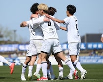 「最高じゃない？」札幌が百年構想リーグの新ユニを発表！ 相澤CCO「これぞ北海道という印象を表現」。「模様可愛い」「斬新で素敵」など好評