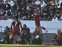 尚志が神村学園を相手にいきなり先制！ 今大会初先発のストライカーが豪快ヘッド弾を叩き込む【選手権】