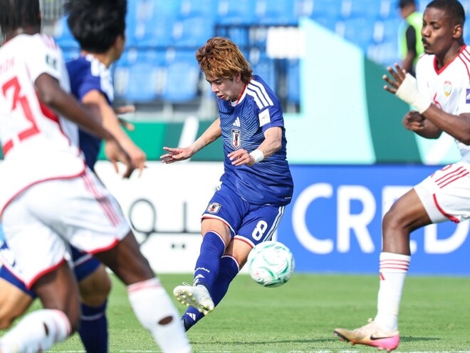 「レベルが一段違う」「世界にバレる」日本の20歳MFが決めた衝撃ミドル弾に脚光！「センスがずば抜けてる」【U-23アジア杯】