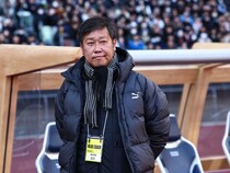 「大した監督でもないのに、２回も優勝させてくれた」夏冬２冠達成の神村学園、指揮官は選手に感謝。恩師に思いを馳せる「松澤先生が来ているかなと…」【選手権】