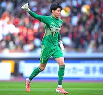 「完璧な相手ですね。さすが日本一」「国立に戻りたい」６万人の前で好守連発！タイ人GKの熱い想い。母国と比べ「全然違う」のは？【選手権決勝】