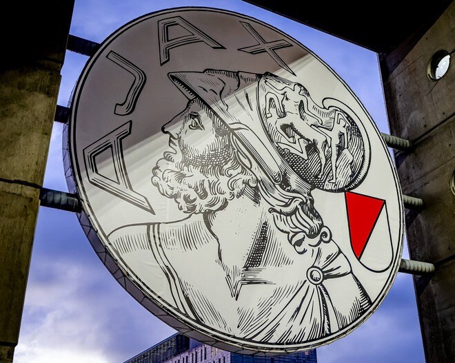 「アヤックスで良い選手になりたい」イブラヒモビッチの息子がオランダ強豪にレンタル加入！「ファンを楽しませることができると思う」