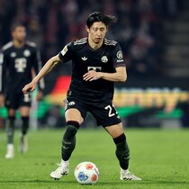 韓国代表DFの決勝弾をアシスト！ ケルン戦先発のバイエルン伊藤洋輝、現地評価は上々「攻撃にアクセントをつけ続けた」