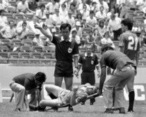 「日本人！ ありがとう！」40年前、メキシコ上空の機内で“代わり”に受けたスペイン人サポーターからの拍手と歓声の嵐【コラム】
