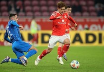 14試合ぶりの勝利でブンデス最下位脱出も…日本代表MFが猛省した理由「今シーズンで一番ぐらいに悪い出来」【現地発】