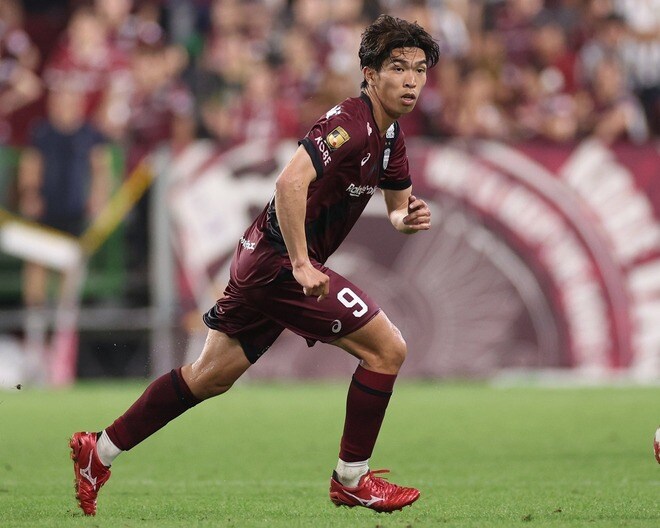 「ついに来たか」「世界でもぶちかませ！」J１優勝に貢献した25歳日本人FWのスペイン移籍に反響！「欧州で絶対に成功を掴み取れ！」「エース級の活躍だったからな」の声