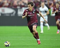 「挑戦し続けます」神戸の日本代表FWがスペインへ期限付き移籍！サポーターへ特大の感謝「一つひとつが僕の大きな力になっていました」