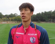 ３季連続で中位のセレッソだが「優勝できるチャンスはある」。田中駿汰の熱意「もっと自分から発信できるリーダーに」