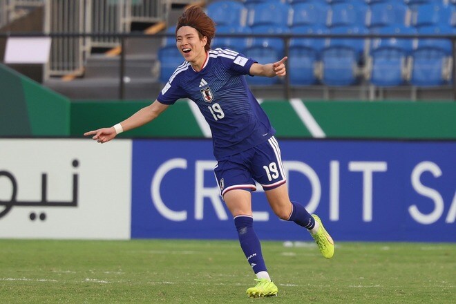 “ミラクルPK”で話題の19歳！ 福岡がU-23日本代表の長身FWを完全移籍で獲得「自分を本気で変えるために加入を決断しました」