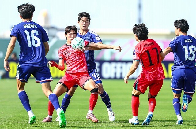 「斬新すぎて二度見レベル」「Jクラブもどんどんやって！」白熱の日韓戦で韓国が取った“策”が話題！【U-23アジア杯】